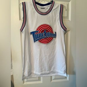 Tune Squad Bugs Jersey M